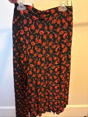 Gorgeous Italian silk skirt in fun candy apple print
